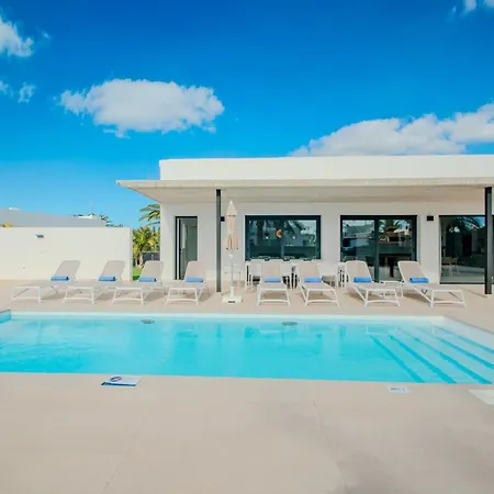 فيلة Blancazul Magec